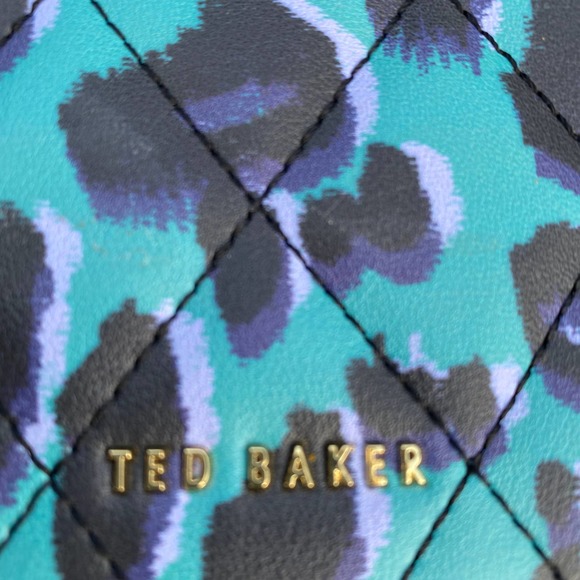 NWT Ted Baker Quiltt Leopard Print Camera HandBag / Bag in Olive - Picture 5 of 12